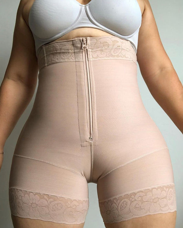 Extra High Waist Short With Zipper